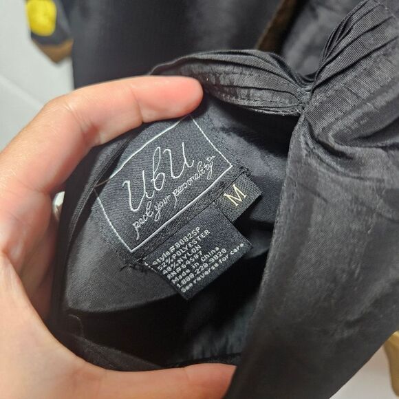 UBU Reversible Rainjacket Size Medium - Picture 3 of 8